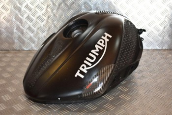 STREET TRIPLE 675 STREET TRIPLE 675