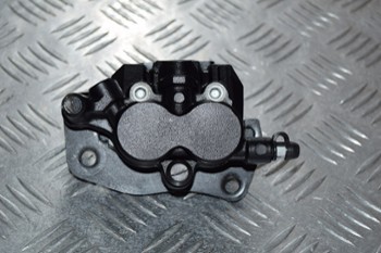 Speed Triple 1050 07-10r Speed Triple 1050 07-10r