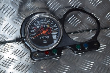 GS 500 04-09r GS 500 04-09r