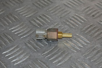 XV 1900 STRATOLINER 06-11r XV 1900 STRATOLINER 06-11r